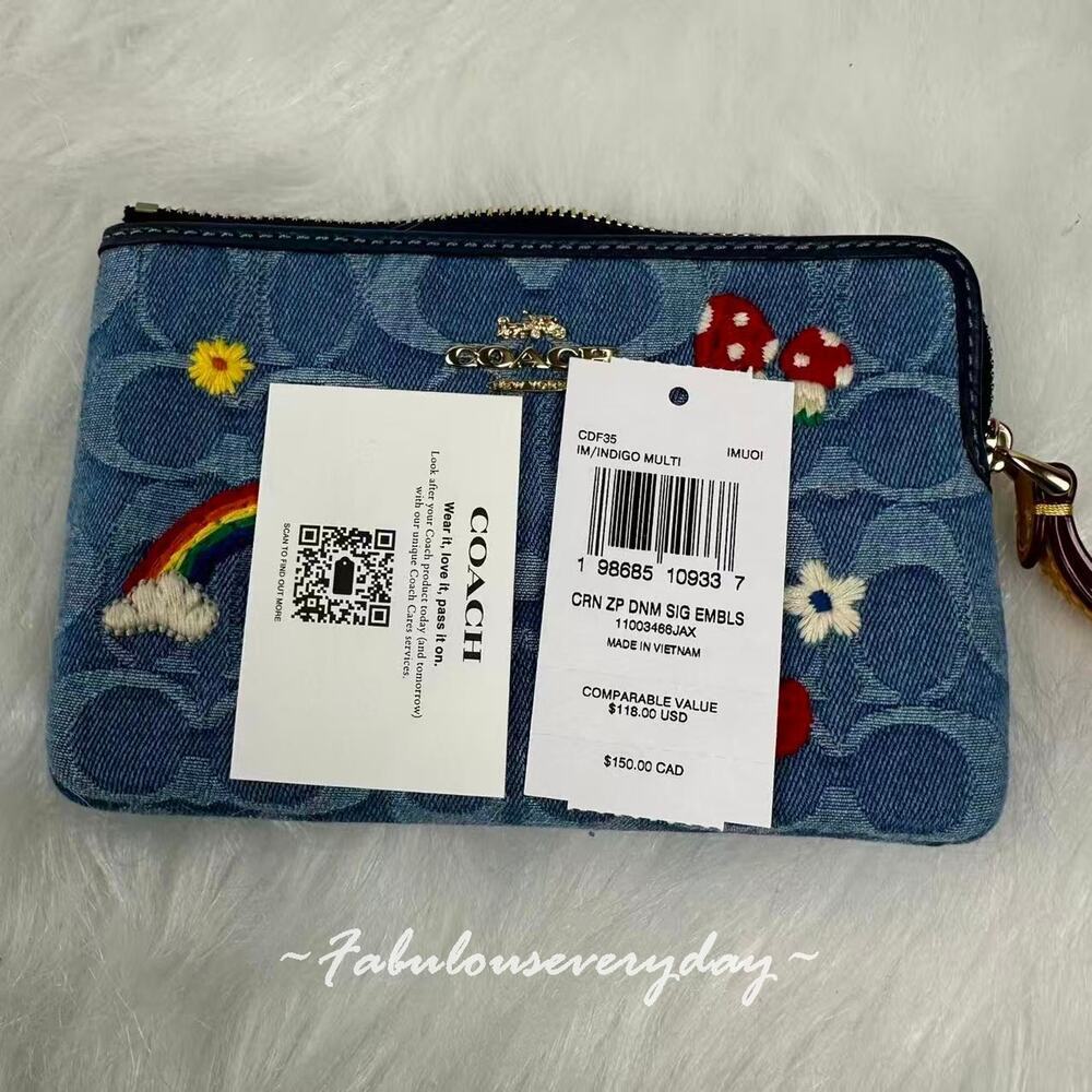 Coach Corner Zip Wristlet In Signature Denim CDF35 denim/Gold/Indigo Multi NWT - Picture 4 of 5
